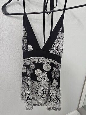 Halter Top - Size M
